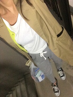 「CONVERSE（コンバース）のCONVERSE ALL STAR OX（スニーカー、ブラック系）」を使った、mya:)さん（レディース）の春コーディネート