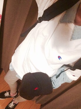 「Champion（チャンピオン）のWEGO/Champion刺繍Tシャツ（Tシャツ/カットソー、ホワイト系）」を使った、mya:)さん（レディース）の春コーディネート