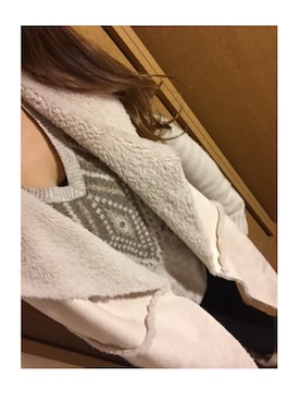 「stradivarius（ストラディバリウス）のアイテム（ムートンコート）」を使った、saraさん（レディース・162cm）の冬コーディネート