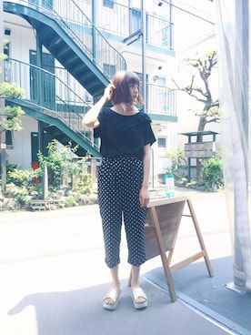 「NICE CLAUP（ナイスクラップ）のアイテム」を使った、村田倫子さん（レディース・163cm）の夏コーディネート