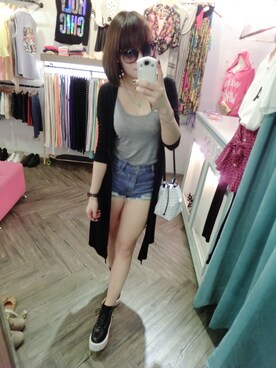 HOBEE滋兒さんのコーディネート