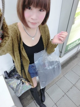 HOBEE滋兒さんのコーディネート