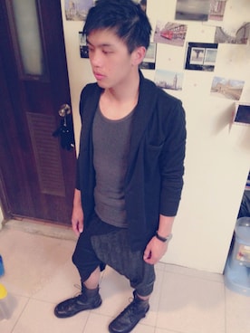 「MSCHF（ミスチーフ）のアイテム」を使った、陳艾樺さん（メンズ・171cm）の夏コーディネート