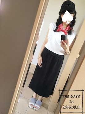 「白トップス」｜「アイテム（財布/小物）」を使った、S*さん（レディース・149cm）の夏コーディネート