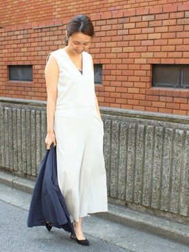 「ワイドシルエット」｜「アイテム（ミリタリージャケット）」を使った、tomoさん（レディース・165cm）の春コーディネート