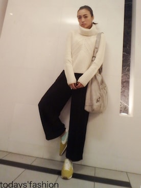 「rag & bone（ラグアンドボーン）のアイテム（ニット/セーター）」を使った、里見茜さん（レディース・165cm）の秋コーディネート
