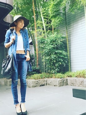 「TOMMY（トミー）のアイテム（ジャケット/アウター）」を使った、里見茜さん（レディース・165cm）の秋コーディネート