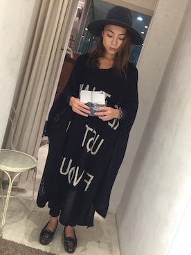 里見茜さんのコーディネート