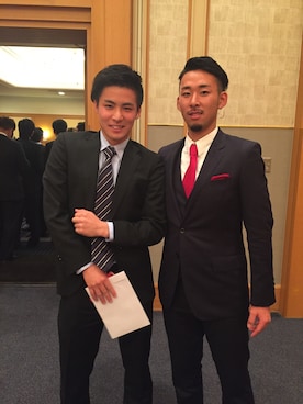 「アイテム（ネクタイ、レッド系）」を使った、GOUさん（メンズ・175cm）の冬コーディネート