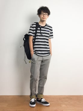 「グレーパンツ」｜ナカニシアキラさん（メンズ・172cm）の夏コーディネート