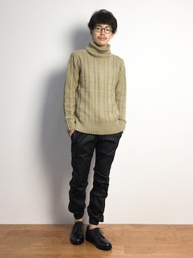 「L.H.P（エルエイチピー）のアイテム（ニット/セーター）」を使った、ナカニシアキラさん（メンズ・172cm）の秋コーディネート