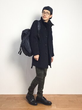 「キャップ×メガネ」｜「アイテム（ステンカラーコート）」を使った、ナカニシアキラさん（メンズ・172cm）の秋コーディネート