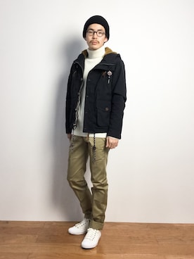 「DETAILS（ディテールズ）のアイテム（ニットキャップ/ビーニー）」を使った、ナカニシアキラさん（メンズ・172cm）の秋コーディネート