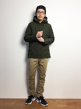 「WISM（ウィズム）のアイテム（帽子）」を使った、ナカニシアキラさん（メンズ・172cm）の冬コーディネート