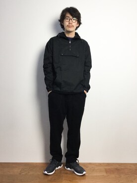 「WEGO（ウィゴー）のアイテム（マウンテンパーカー）」を使った、ナカニシアキラさん（メンズ・172cm）の冬コーディネート