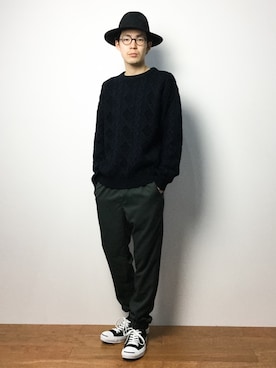 「黒ニット」｜ナカニシアキラさん（メンズ・172cm）の冬コーディネート