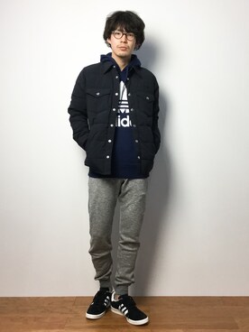 「プルオーバーパーカー」｜「アイテム（ブルゾン）」を使った、ナカニシアキラさん（メンズ・172cm）の冬コーディネート