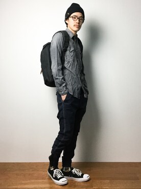 「Alpha Industries（アルファインダストリーズ）のアイテム（バッグ）」を使った、ナカニシアキラさん（メンズ・172cm）の冬コーディネート