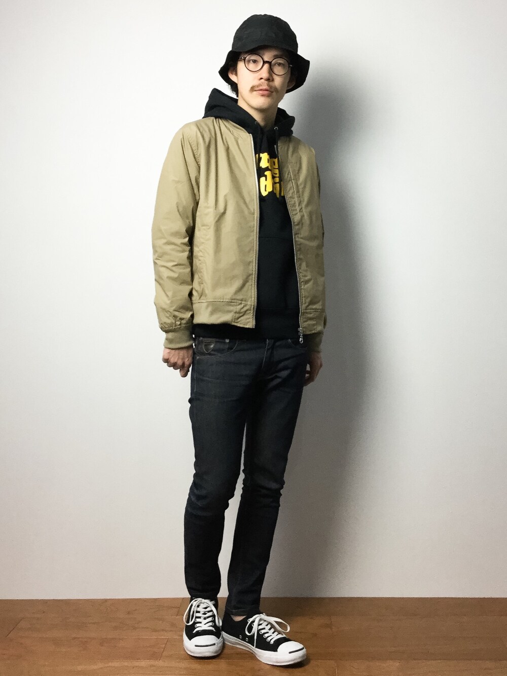 「niko and...のNEW ERA/Explorer PACKABLE（ハット、ブラック系）」を使った、ナカニシアキラさん（メンズ・172cm）の冬コーディネートの1枚目の写真