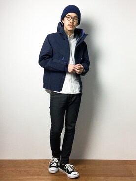 「アイテム（マウンテンパーカー、ブルー系）」を使った、ナカニシアキラさん（メンズ・172cm）の冬コーディネート
