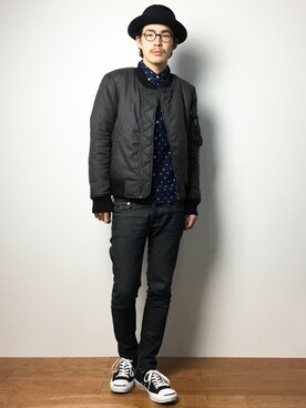「CASPER JOHN（キャスパージョン）のアイテム（MA-1）」を使った、ナカニシアキラさん（メンズ・172cm）の冬コーディネート
