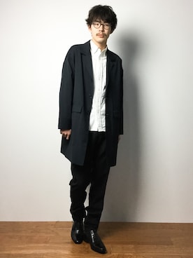 「A.P.C.（アーペーセー）のアイテム（スラックス）」を使った、ナカニシアキラさん（メンズ・172cm）の冬コーディネート