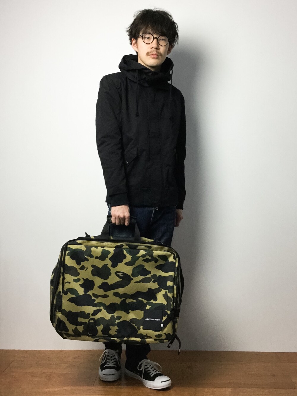 「DETAILSのLHP/エルエイチピー/DETAILS/ディテイルズ/SHORT MODS（DT-153-15-001）（モッズコート、ブラック系）」を使った、ナカニシアキラさん（メンズ・172cm）の冬コーディネートの1枚目の写真