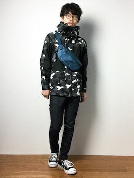 「A BATHING APE（アベイシングエイプ）のアイテム（ナイロンジャケット）」を使った、ナカニシアキラさん（メンズ・172cm）の冬コーディネート