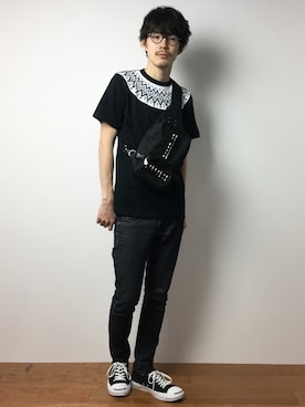 「L.H.P（エルエイチピー）のアイテム（ボディバッグ/ウエストポーチ）」を使った、ナカニシアキラさん（メンズ・172cm）の冬コーディネート
