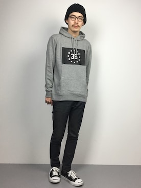 ナカニシアキラさんのコーディネート