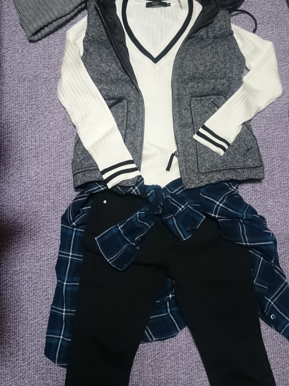 「AZUL by moussyのA Perfect Skinny 2nd（その他パンツ、ブラック系）」を使った、たんままさん（レディース・152cm）の春コーディネートの1枚目の写真
