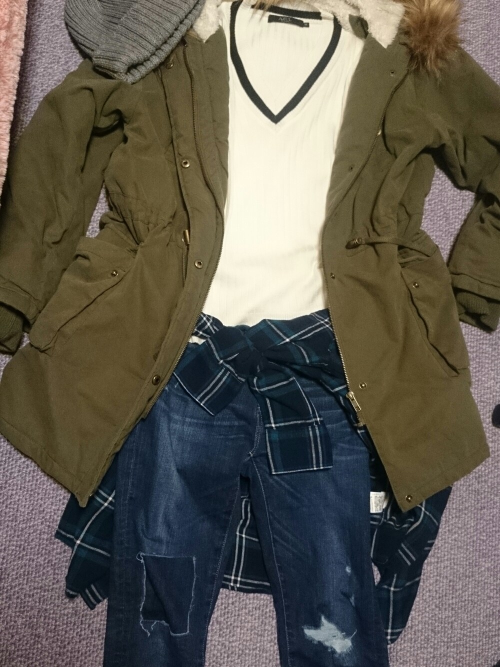 「AZUL by moussyのC/Rツイルチェックシャツ（シャツ/ブラウス、ブルー系）」を使った、たんままさん（レディース・152cm）の春コーディネートの1枚目の写真