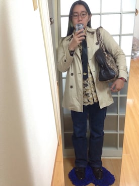 「レースブラウス」｜「アイテム（トレンチコート）」を使った、みひろさん（レディース・159cm）の秋コーディネート