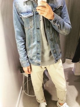 「ZARA MANのアイテム（チノパンツ）」を使った、KELENHAOさん（メンズ・171cm）の夏コーディネート