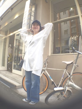 「アニエスベー」｜「アイテム（シャツワンピース）」を使った、Azumi Ejimaさん（レディース・160cm）の春コーディネート