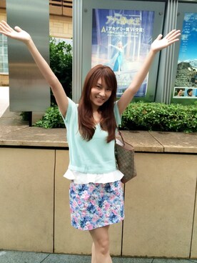 「NOELA（ノエラ）のへプラムサマーニット（ニット/セーター、ブルー系）」を使った、みっちぃさん（レディース・162cm）の夏コーディネート