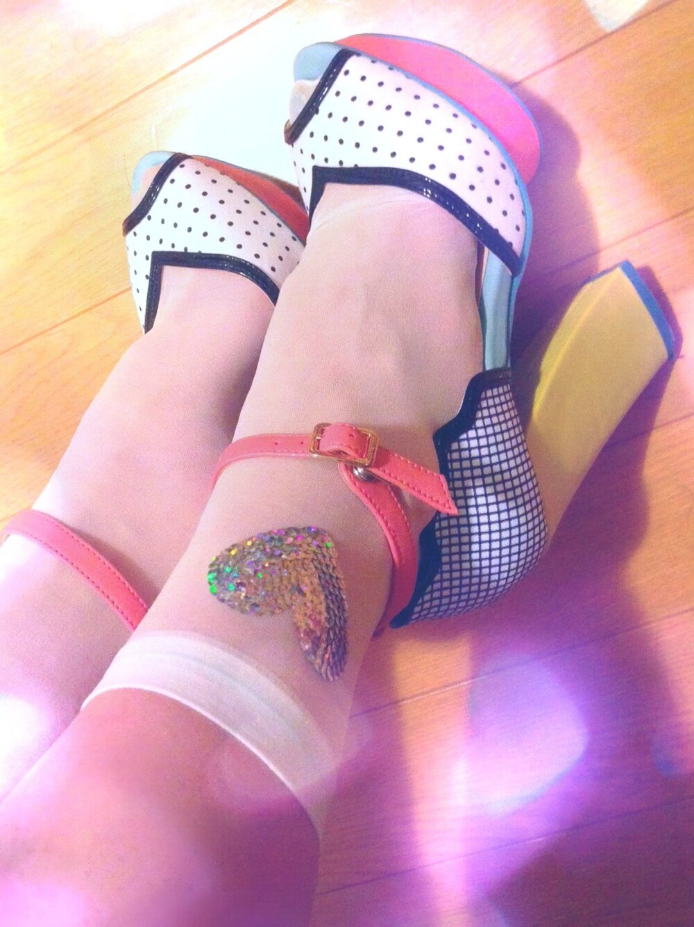 「AVANTGARDE、RANDA、Leg fashion 」｜「RANDAのプレイフルパターンセパレートサンダル（サンダル、ピンク系）」を使った、Momoさん（レディース・160cm）の春コーディネートの1枚目の写真