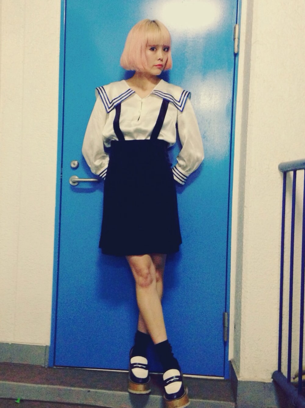「BUBBLES、BUBBLEStokyo、harajuku」｜「L'ecole Des Femmesのアイテム（シャツ/ブラウス、ホワイト系）」を使った、Momoさん（レディース・160cm）の春コーディネートの1枚目の写真