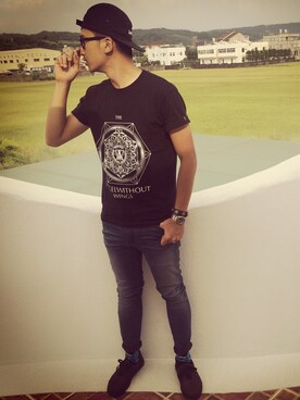 「Slightly Numb（スライトリーナム）のアイテム（パンツ）」を使った、板橋金城武さん（メンズ・181cm）の夏コーディネート