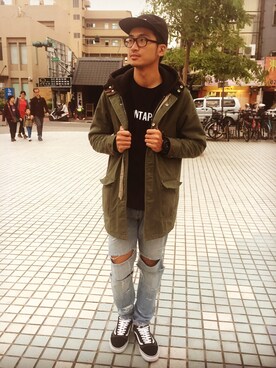 「REMIX（リミックス）のアイテム（パンツ）」を使った、板橋金城武さん（メンズ・181cm）の冬コーディネート