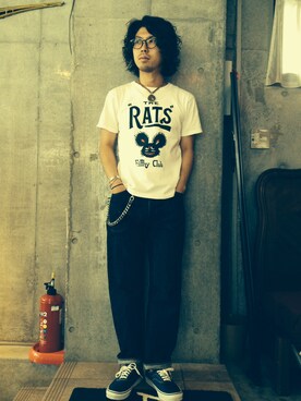 「STANDARD CALIFORNIA（スタンダード カリフォルニア）のLEE × SD #11-W Painter Pants (One Wash Indigo)（デニムパンツ、ブルー系）」を使った、SHUNさん（メンズ・168cm）の春コーディネート