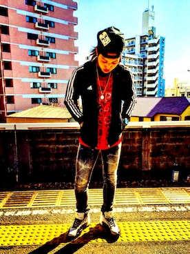「STUSSY（ステューシー）のアイテム（アクセサリー）」を使った、kan takenakaさん（メンズ・171cm）の冬コーディネート