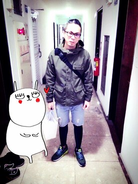 Pesong Shenさんのコーディネート