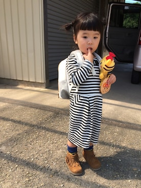「ボーダーソックス」｜「アイテム（ブーツ）」を使った、るるくろさん（キッズ・90cm）の秋コーディネート