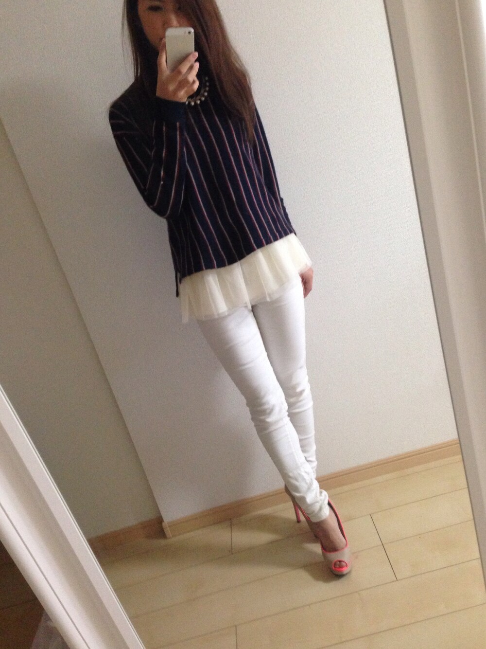 「a.v.vのアイテム（ニット/セーター、ブルー系）」を使った、 Yuuさん（レディース・159cm）の冬コーディネートの1枚目の写真