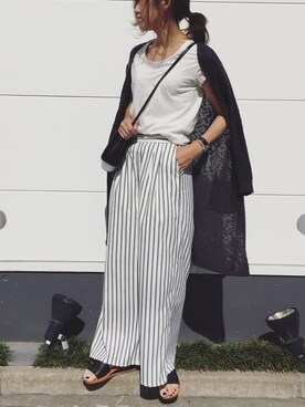 「TODAYFUL（トゥデイフル）のUseful UネックTシャツ（Tシャツ/カットソー）」を使った、yanさん（レディース・160cm）の春コーディネート