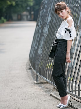 「MICOAMERI（ミコアメリ）のアイテム（シャツ/ブラウス）」を使った、舟山久美子♡くみっきーさん（レディース・155cm）の夏コーディネート