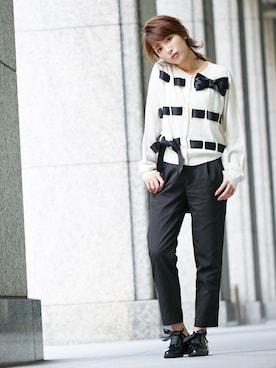 「MICOAMERI（ミコアメリ）のアイテム（カーディガン/ボレロ）」を使った、舟山久美子♡くみっきーさん（レディース・155cm）の秋コーディネート