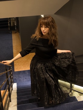 「MICOAMERI（ミコアメリ）のアイテム（Tシャツ/カットソー）」を使った、舟山久美子♡くみっきーさん（レディース・155cm）の秋コーディネート