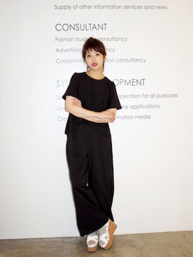 「MICOAMERI（ミコアメリ）のアイテム（シューズ）」を使った、舟山久美子♡くみっきーさん（レディース・155cm）の冬コーディネート